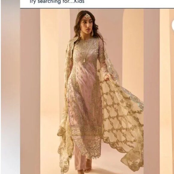 Lashkaraa Dusty Pink Embroidered Straight Suit  - Size M - Picture 1 of 7